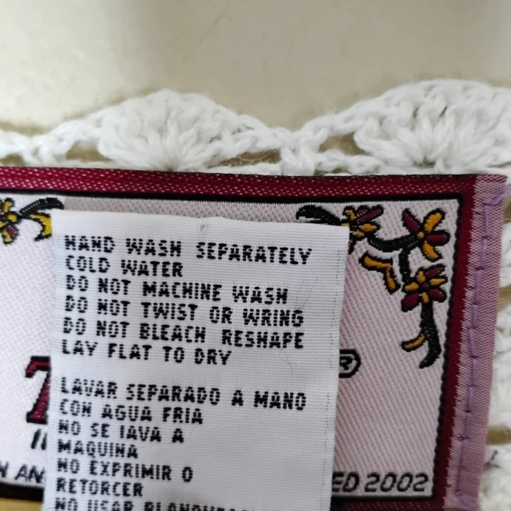 Tiara International Vintage Open Knit Crochet Top Size Medium - Picture 8 of 8